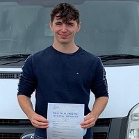 happy-customer-d1e-17-5-hours-course-at-gs-driver-training